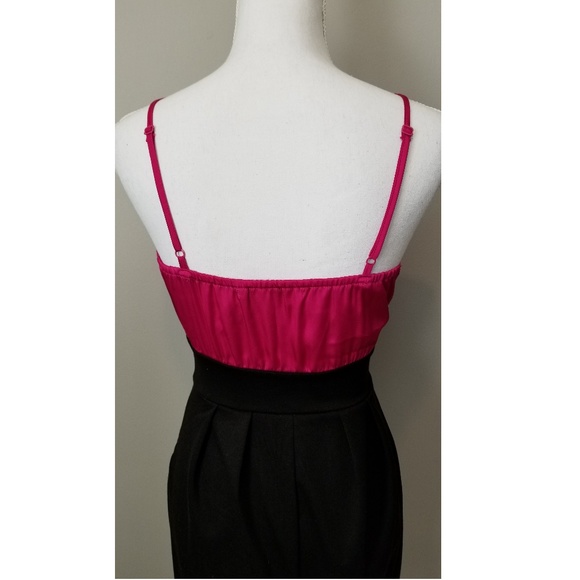 F21 Colorblock Hot Pink/Black Dress - Picture 4 of 7